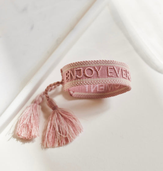 Enjoy every moment Statement Armband