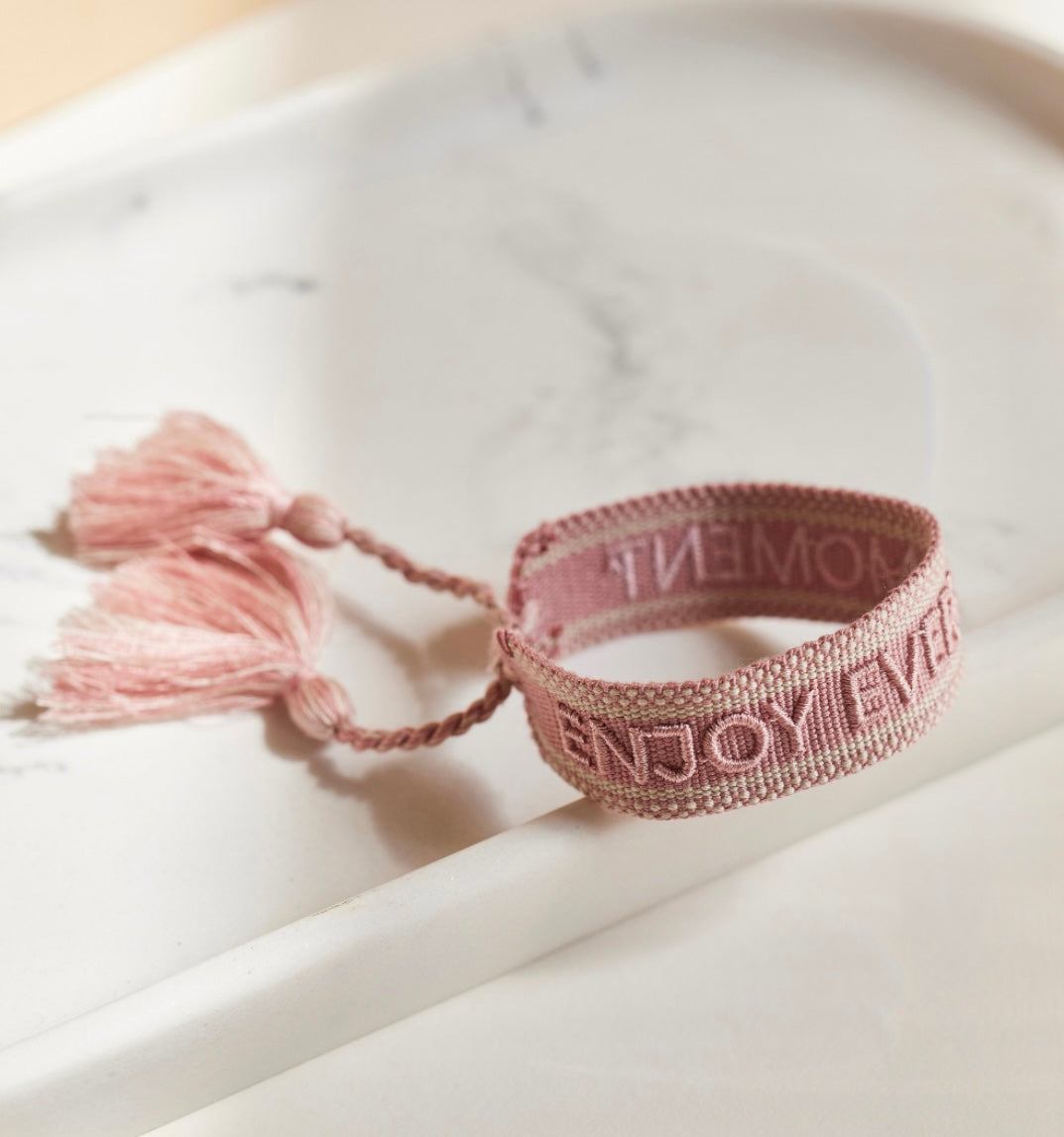 Enjoy every moment Statement Armband